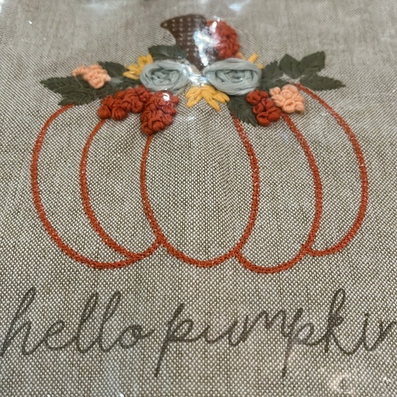 Mud Pie Hello French Knot Towel/NWT - Picture 5 of 7